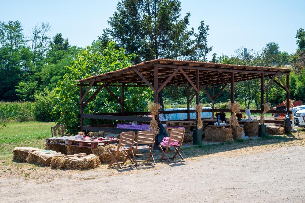 Agriturismo Why Farm Marano Ticino Exterior foto